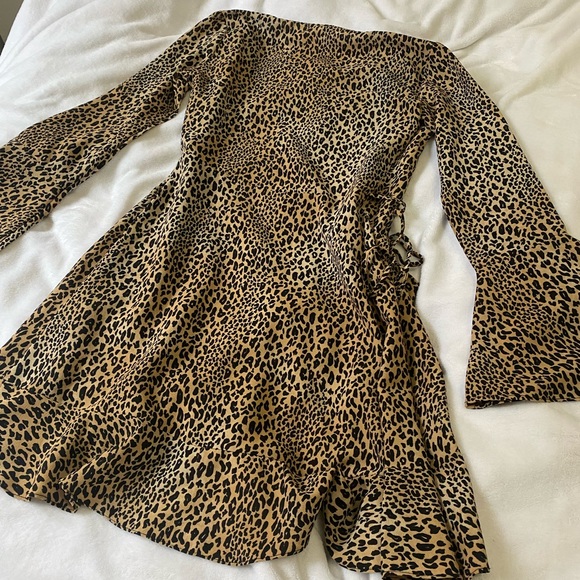Leopard Print Wrap Dress - Picture 3 of 6